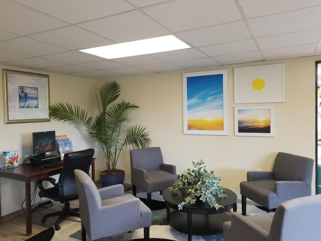 Days Inn By Wyndham Clearwater/Central Exteriör bild