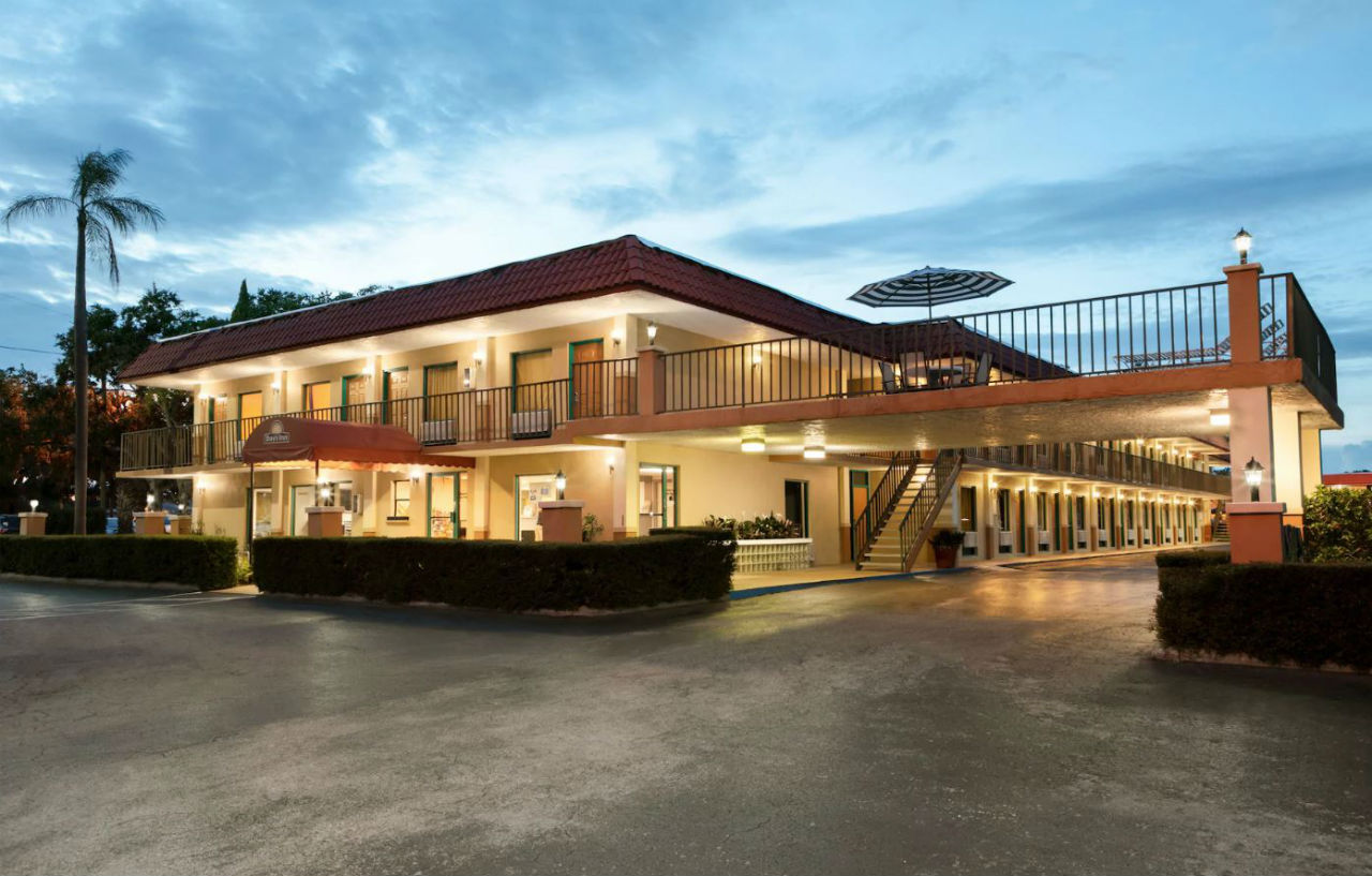 Days Inn By Wyndham Clearwater/Central Exteriör bild